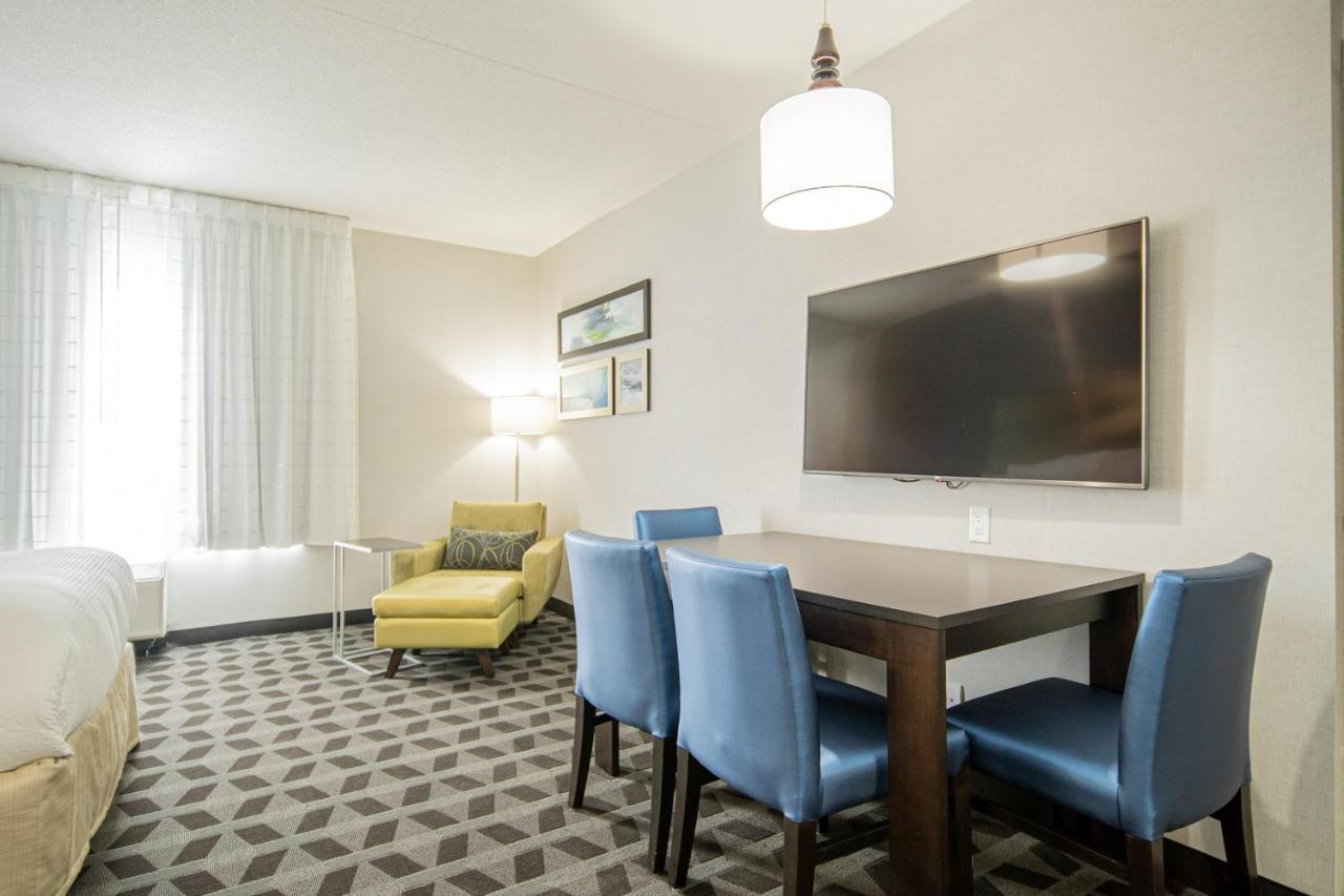 Towneplace Suites By Marriott Brantford And Conference Centre Buitenkant foto