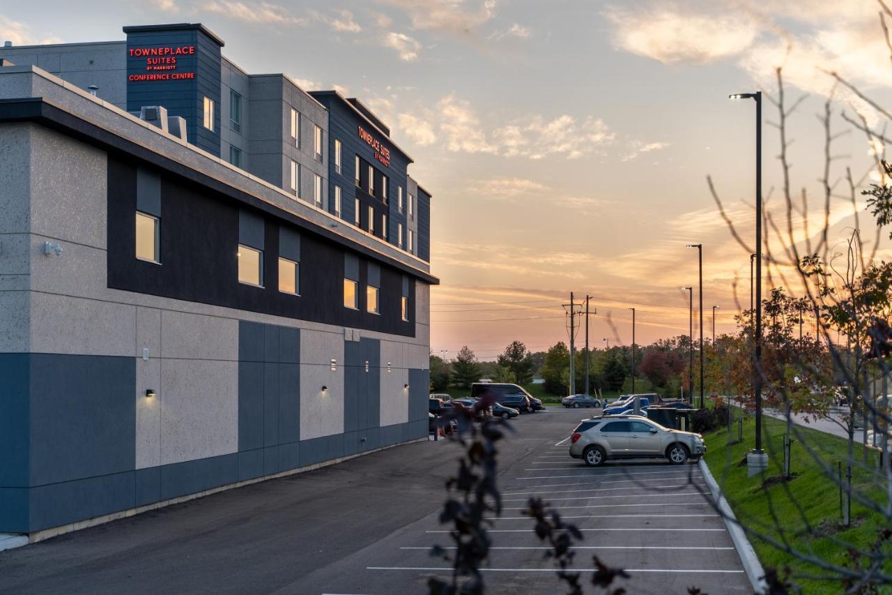 Towneplace Suites By Marriott Brantford And Conference Centre Buitenkant foto