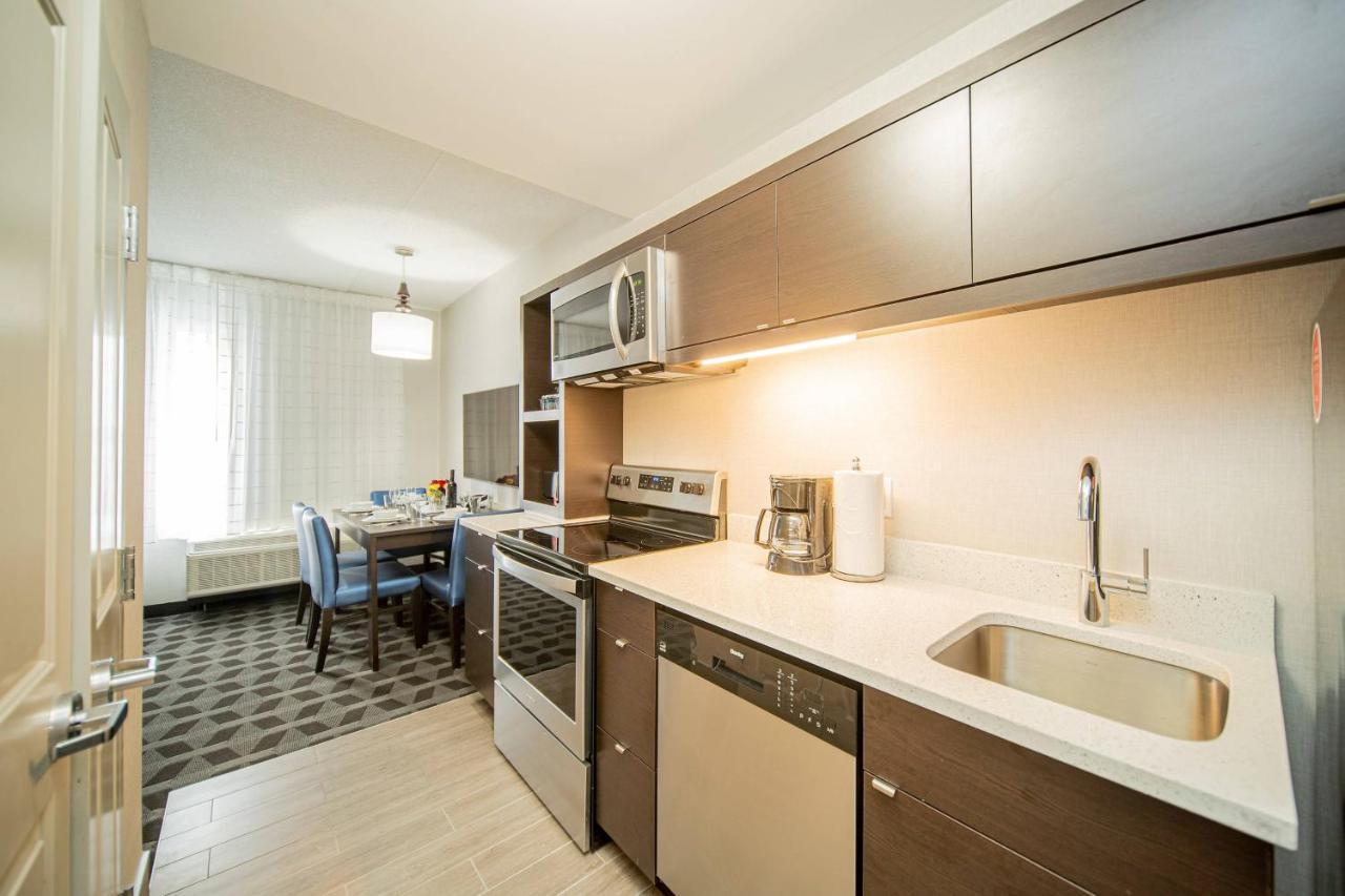 Towneplace Suites By Marriott Brantford And Conference Centre Buitenkant foto